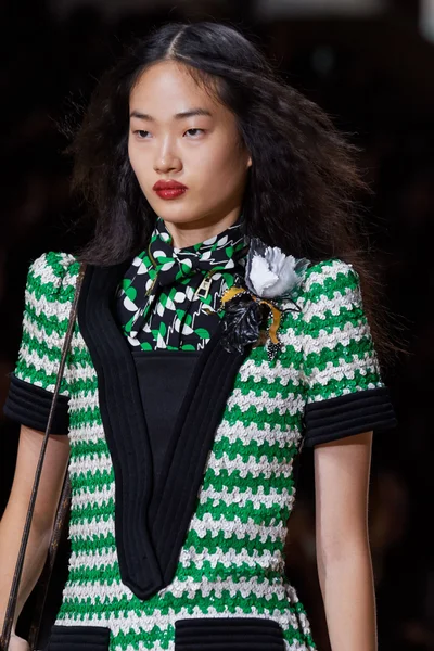 Look 38